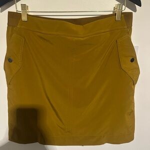 Athleta Vienna Cargo Skort in Mustard